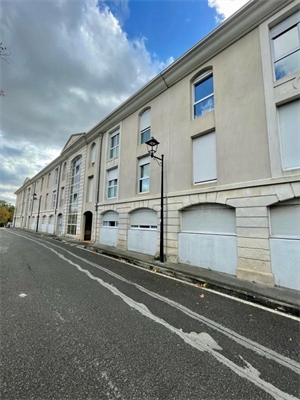 t3 à la location -   30400  VILLENEUVE, surface 81 m2 location t3 - UBI479164373